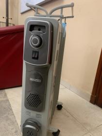 Radiateur A Bain D’huile MAXWELL 9 Elements MAX-BH09