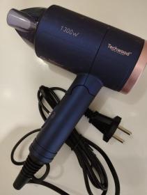 Techwood séche cheveux Pliable 1300W /TSC-1296